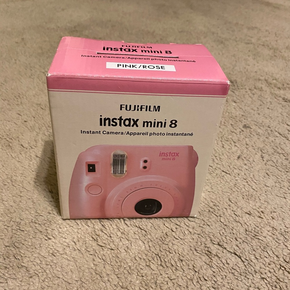 Polaroid Camera - Picture 3 of 3